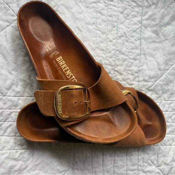 Birkenstock Madrid Tan Leather Sandals with Gold Buckles - Picture 6 of 6